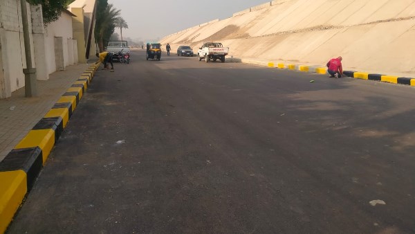 محور مروري جديد.. رصف وتطوير طريق الشورى لربط طريق أسيوط الزراعي بالمدخل الشمالي لمركز البدرشين محور مروري جديد.. رصف وتطوير طريق الشورى لربط طريق أسيوط الزراعي بالمدخل الشمالي لمركز البدرشين