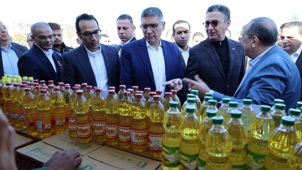 وزير التموين ومحافظ الجيزة 