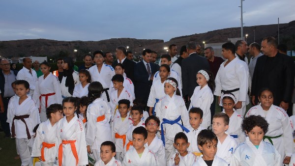 وزير الرياضة