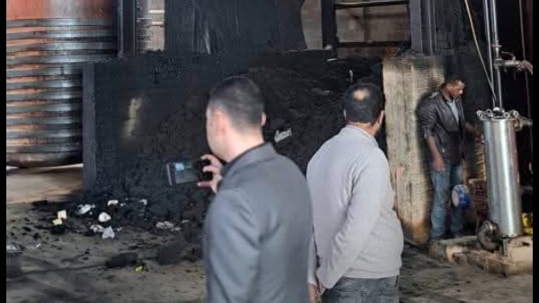 ضبط مصنع لإنتاج زيوت سيارات مغشوشة 