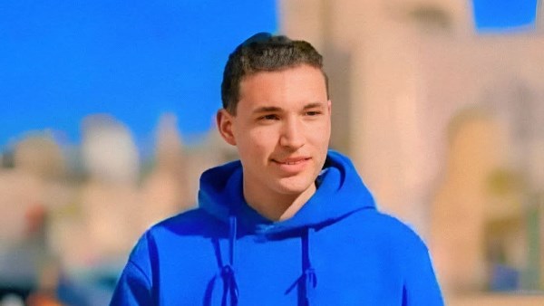 ضحية لقمة العيش 