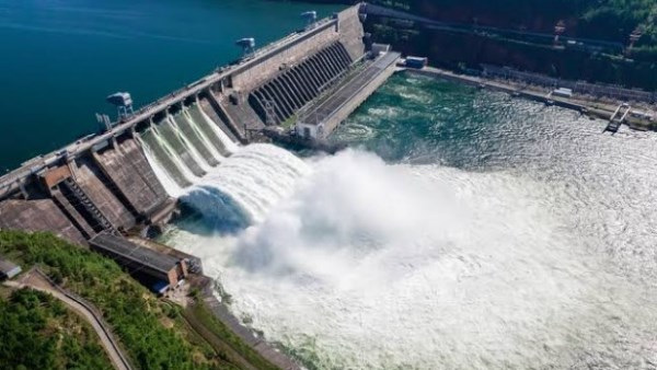 محطة السد العالي