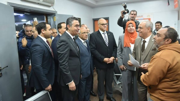 افتتاح السجل التجاري