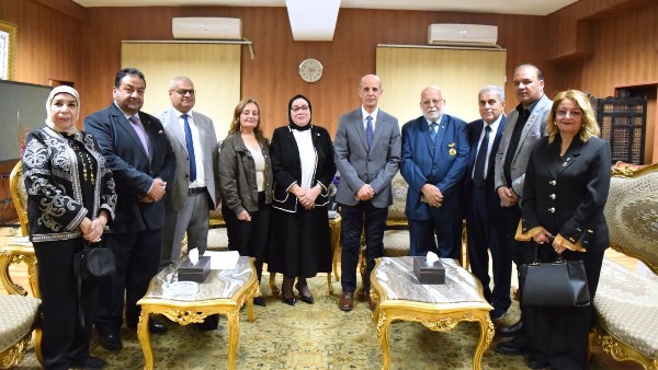 رئيس جامعة بني سويف