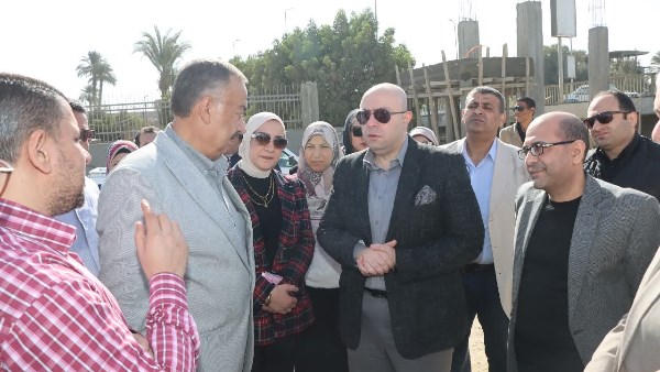 محافظ بنى سويف يتفقد الأعمال الجاري تنفيذها بمشروع المرسى السياحى شرق النيل محافظ بنى سويف يتفقد الأعمال الجاري تنفيذها بمشروع المرسى السياحى شرق النيل