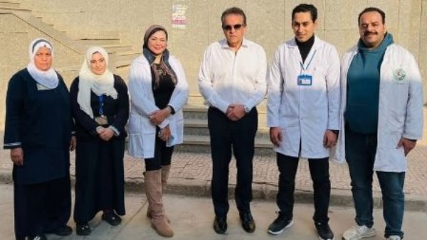 زيارة مفاجئة.. وزير الصحة يتفقد مستشفى الواسطى المركزي ببني سويف زيارة مفاجئة.. وزير الصحة يتفقد مستشفى الواسطى المركزي ببني سويف