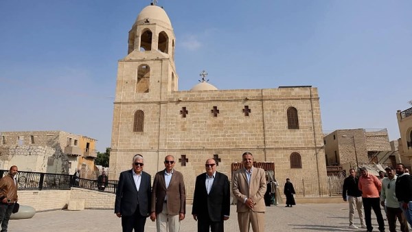 محافظ المنيا خلال الجوله 