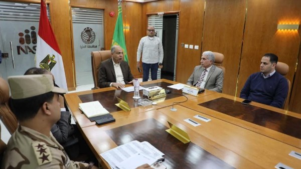 محافظ المنيا يتابع الانتخابات 