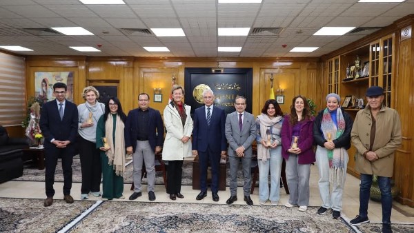 جامعة المنيا تبحث تعزيز التعاون الأكاديمي مع برامج الاتحاد الأوروبي جامعة المنيا تبحث تعزيز التعاون الأكاديمي مع برامج الاتحاد الأوروبي