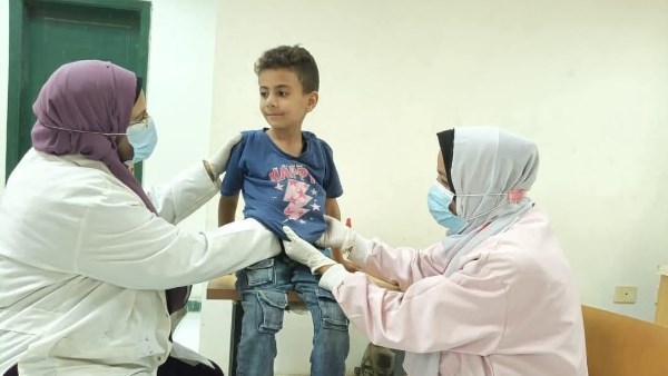 توقيع الكشف الطبي على المرضى 