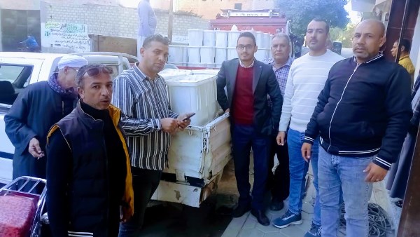 ضبط نصف طن عسل مجهول المصدر