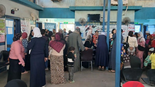  تقديم الخدمات الطبية لـ 1359 مواطناً بقرية "تاسا" بمركز ساحل سليم