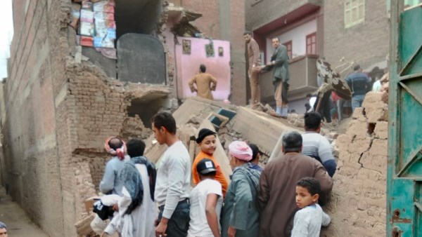 انهيار منزلين بأسيوط 