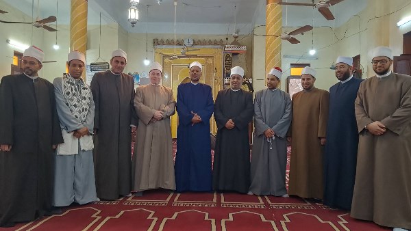 الأزهر والأوقاف يطلقان قافلة دعوية بالقوصية