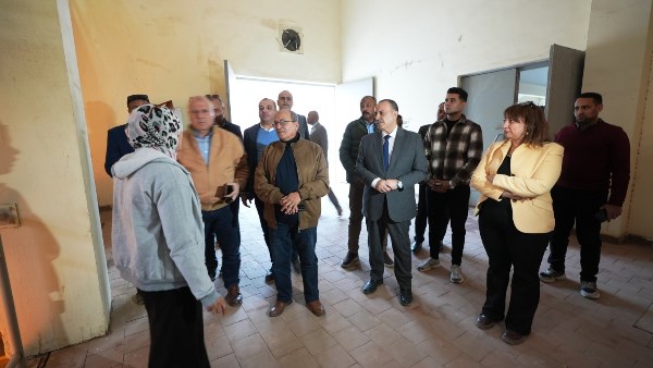 محافظ أسيوط ورئيس القابضة للمياه يتفقدان محطة معالجة شطب