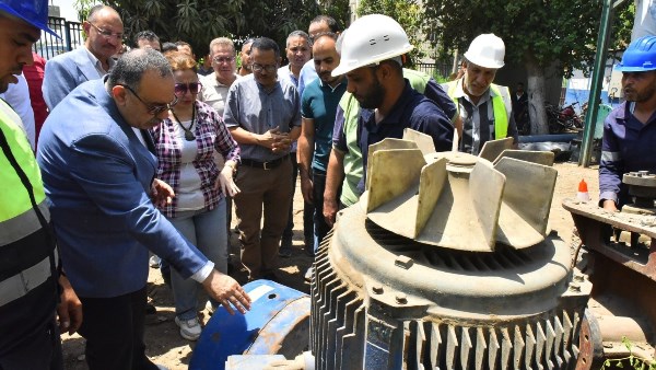 مشروعات مياه الشرب والصرف الصحي بأسيوط 