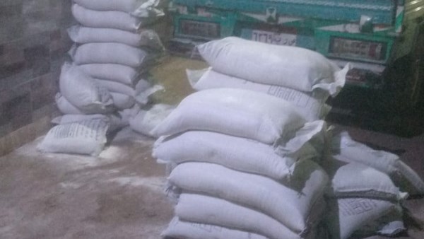 188مخالفة تموينية.. إحباط تهريب 48 جوال دقيق مدعم في قنا