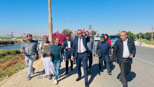 طريق قنا الزراعى الشرقى 