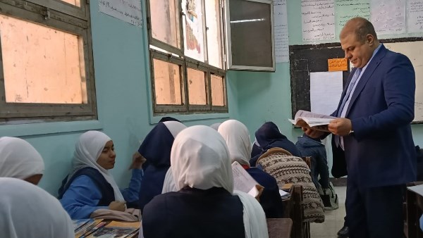 جولة وكيل وزارة التربية والتعليم بقنا 