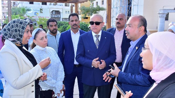 افتتاح معرض منصة «أيادي مصر» على هامش الاحتفالات بعيد الأقصر القومي افتتاح معرض منصة «أيادي مصر» على هامش الاحتفالات بعيد الأقصر القومي