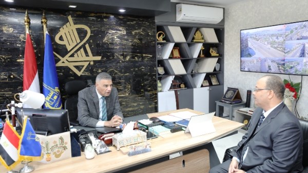 أخبار أسوان تكريم مشرف أمن لأمانته.. تكثيف الجهود بالتأمين الشامل.. توصيل الغاز للمنازل.. وتمكين المرأة اقتصاديا