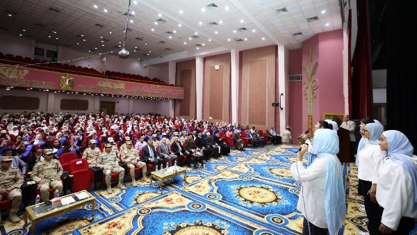 أخبار أسوان.. احتفالية لتكريم أسر الشهداء ومواصلة الندوات التوعوية وافتتاح لفروع البنوك الوطنية أخبار أسوان.. احتفالية لتكريم أسر الشهداء ومواصلة الندوات التوعوية وافتتاح لفروع البنوك الوطنية