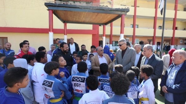 جولة محافظ أسوان 