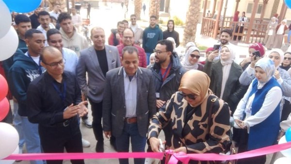 جانب من الحدث