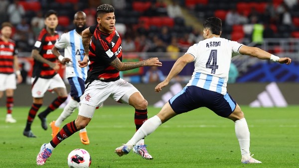 بيراميدز يتأخر أمام وفلامنجو 