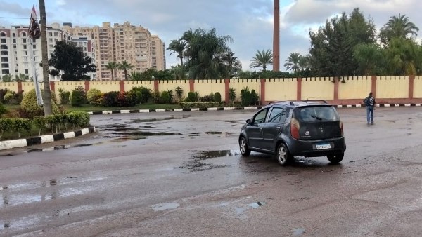 سقوط أمطار غزيرة