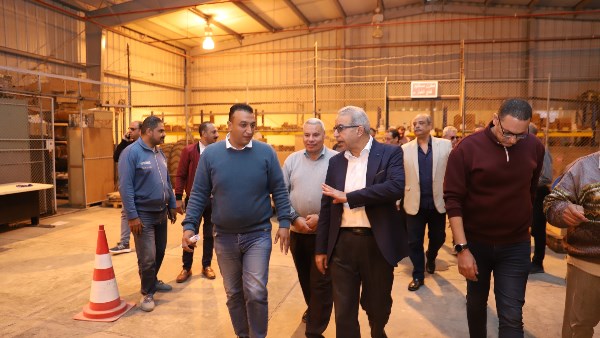 جولة تفقدية لرئيس شركة الصرف الصحي بموقع “9 ن” بالإسكندرية