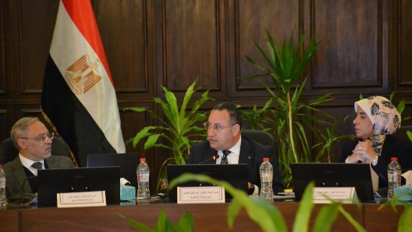 اجتماع بجامعة الاسكندرية