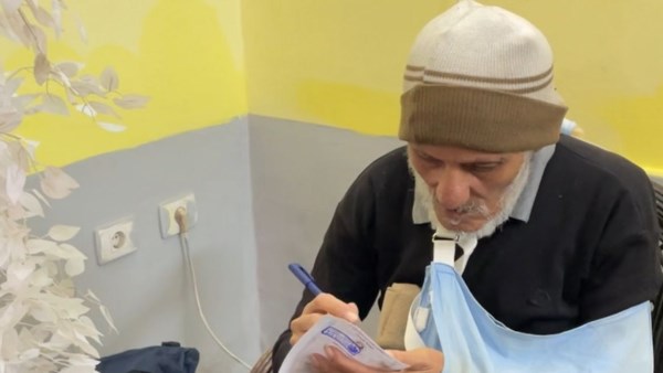 كبار السن في انتخابات الرمل