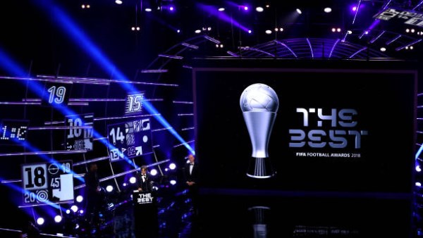 محمد صلاح وعمرو ناصر يترقبان.. كل ما تريد معرفته عن حفل جوائز «ذا بيست» 2025.. الموعد والقناة الناقلة محمد صلاح وعمرو ناصر يترقبان.. كل ما تريد معرفته عن حفل جوائز «ذا بيست» 2025.. الموعد والقناة الناقلة