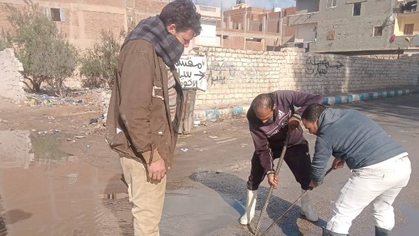 رفع مياه الامطار من الشوارع