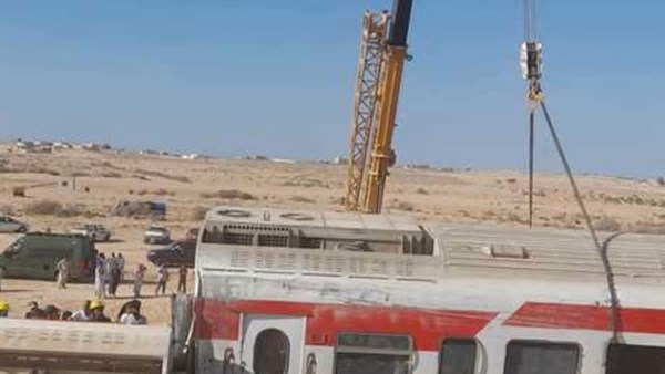 رفع عربات القطار 