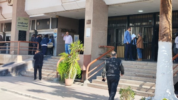 خلال المحاكمة 