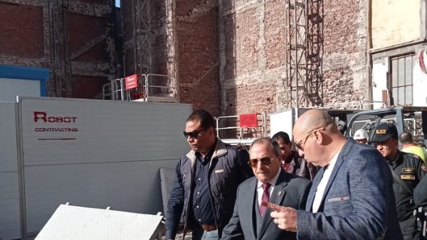 محافظ بورسعيد يتابع ميدانيًا بدء أعمال التطوير بشارعي الحميدي والتجاري