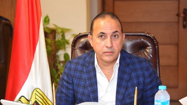 بهنساوي : جاهزية 10 سيارات كسح وڤاكيوم ونافوري وسيول و 9 ماكينات شفط نقال للتعامل الفوري مع  الأمطار