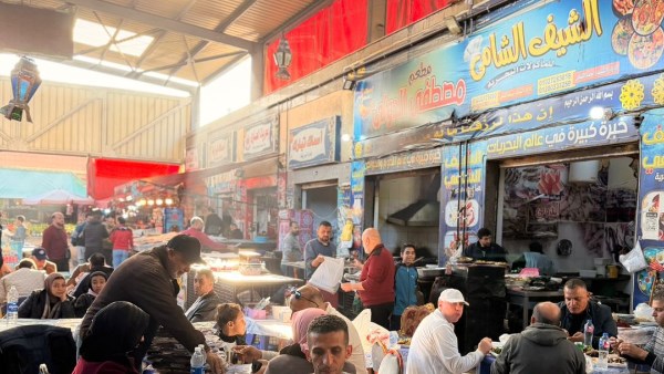 خلال عطلة نهاية الأسبوع… “إقبال كبير من المواطنين على سوق "الأسماك"وسوق "الأوت ليت"