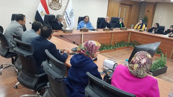 رئيس جامعة بورسعيد يعقد سلسلة اجتماعات استراتيجية لمتابعة التصنيف الدولي والتحول الرقمي