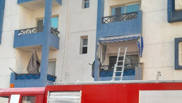 وقوع مصابين.. حريق بعقار سكني في حي الفيروز ببورسعيد