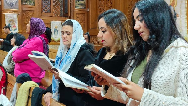 أقباط بورسعيد يؤدون صلوات قداس رأس السنة بكنيسة الأنبا بيشوي  