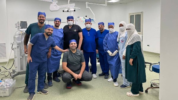 الطاقم الطبي 