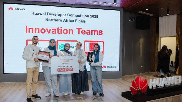 الطلاب الفائزين