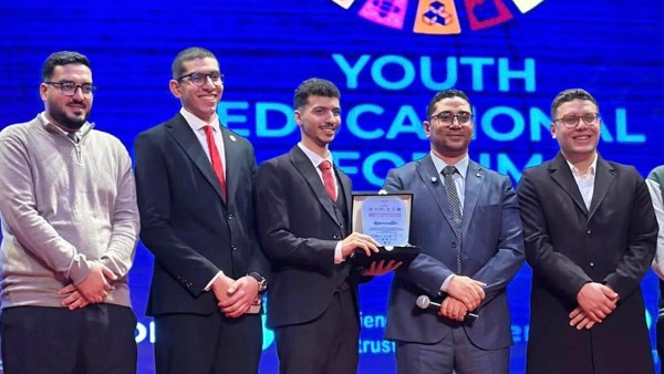 طلاب جامعة طنطا 