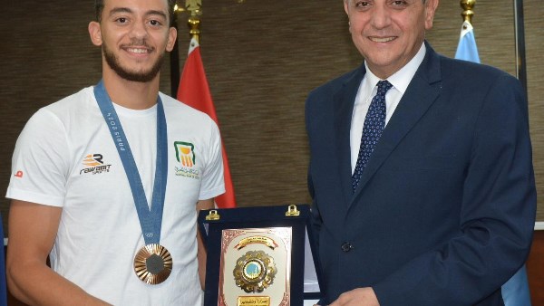 محافظ الغربية 