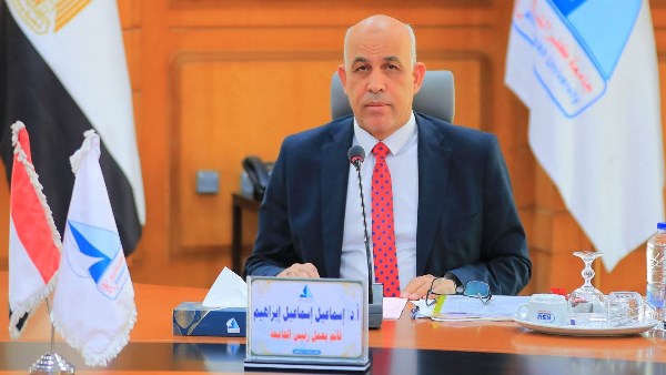 رئيس جامعة كفر الشيخ 