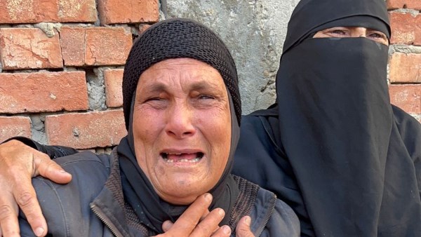 انهيار أسرة الطفلة ماجدة ضحية والدها 