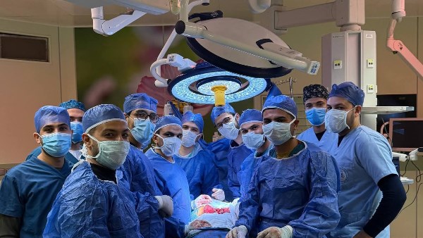 الفريق الطبي 